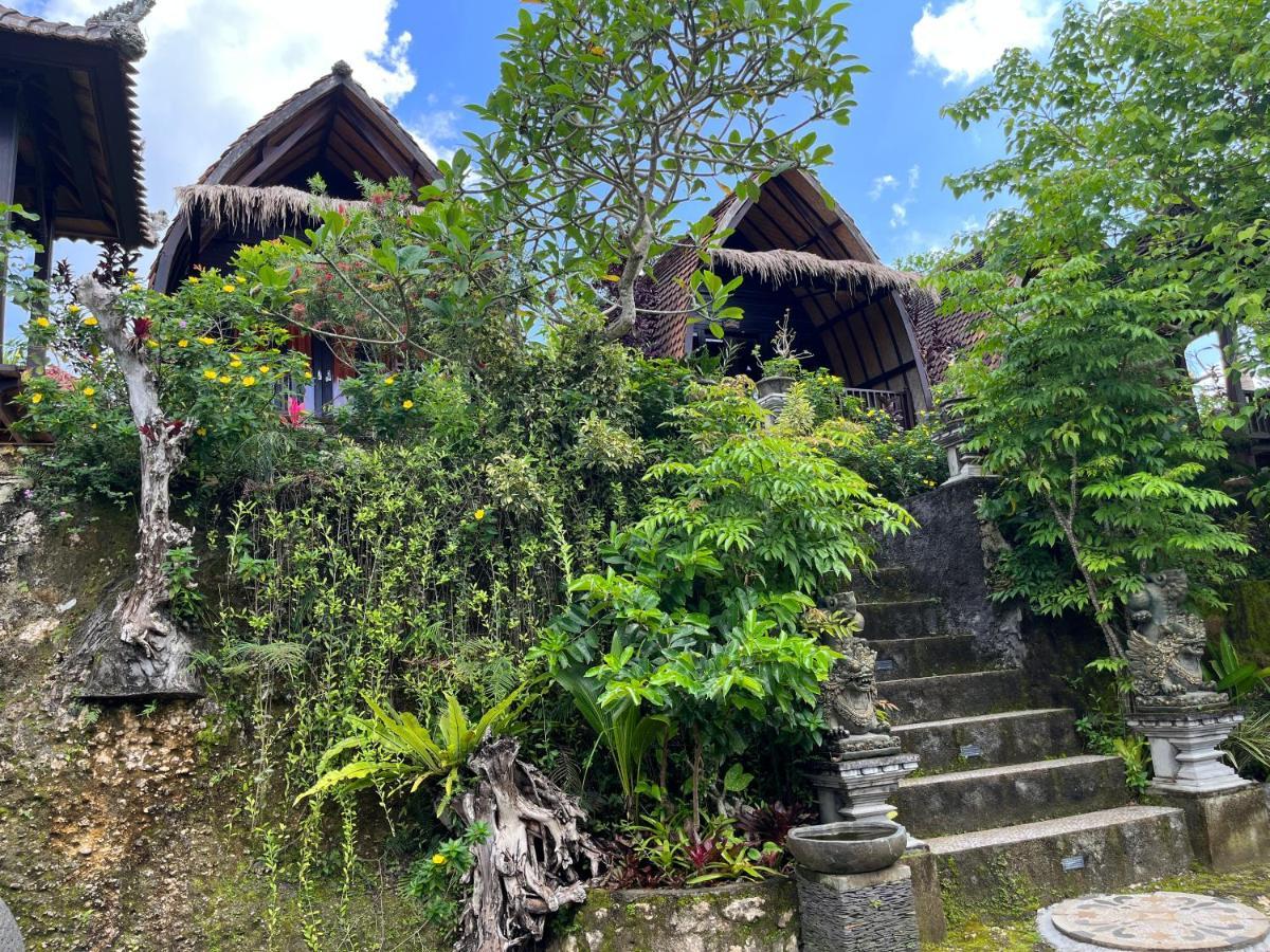 Holy Hills Bungalow Nusa Penida Batumadeg Esterno foto