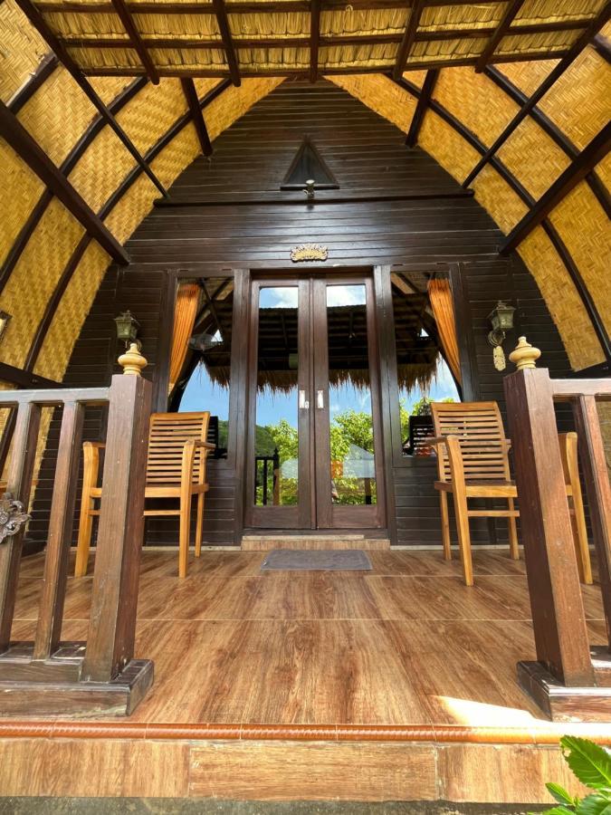 Holy Hills Bungalow Nusa Penida Batumadeg Esterno foto