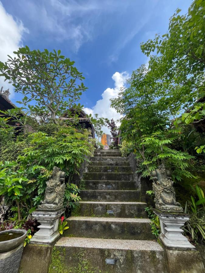 Holy Hills Bungalow Nusa Penida Batumadeg Esterno foto